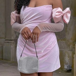 The bar Dion Bow Gloves Velvet Strapless Minidress